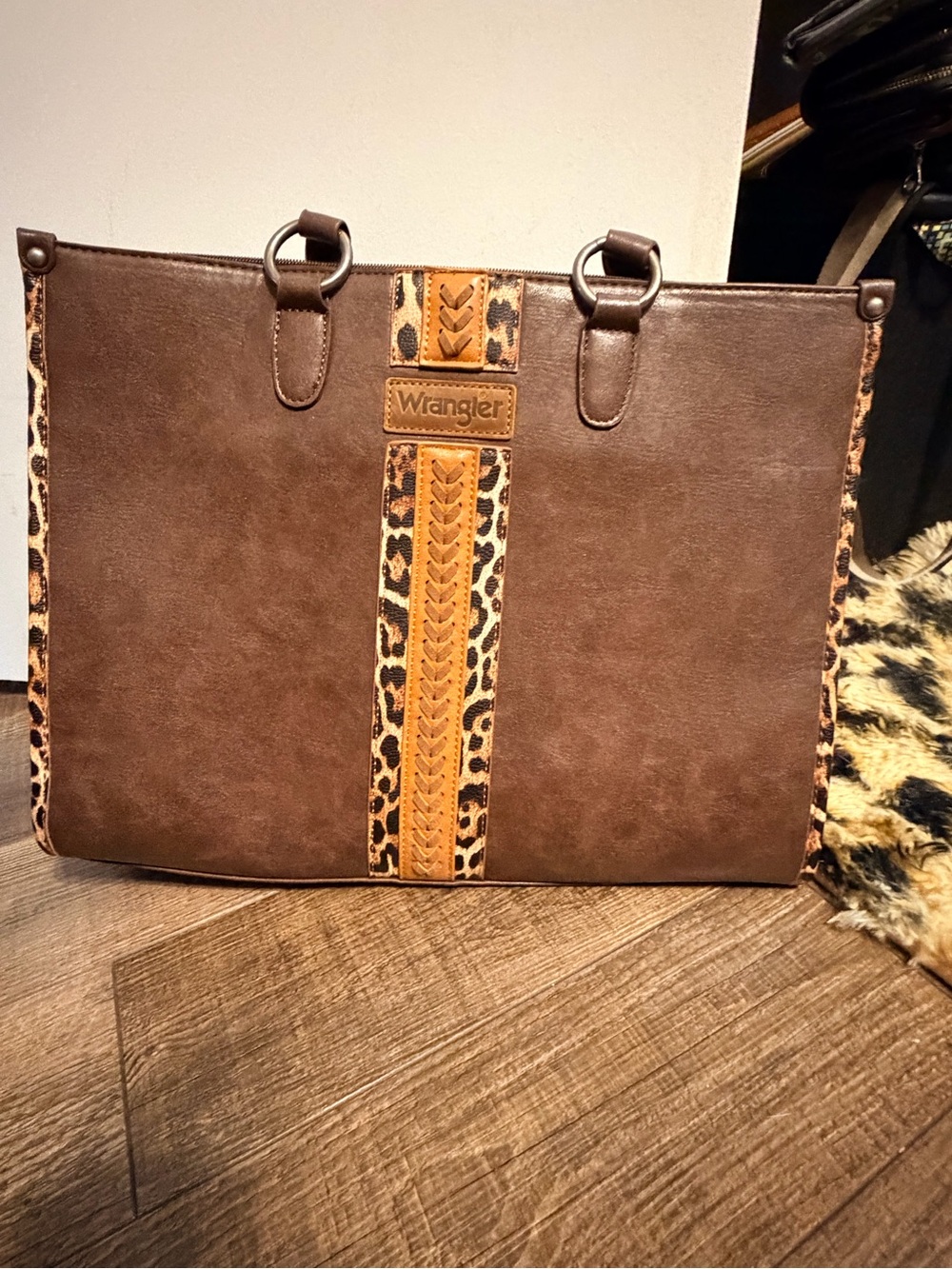 Wrangler Brown Tote with Leopard Accent